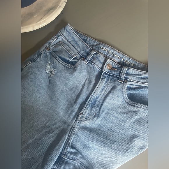 American Eagle Mom jeans - Picture 3 of 4